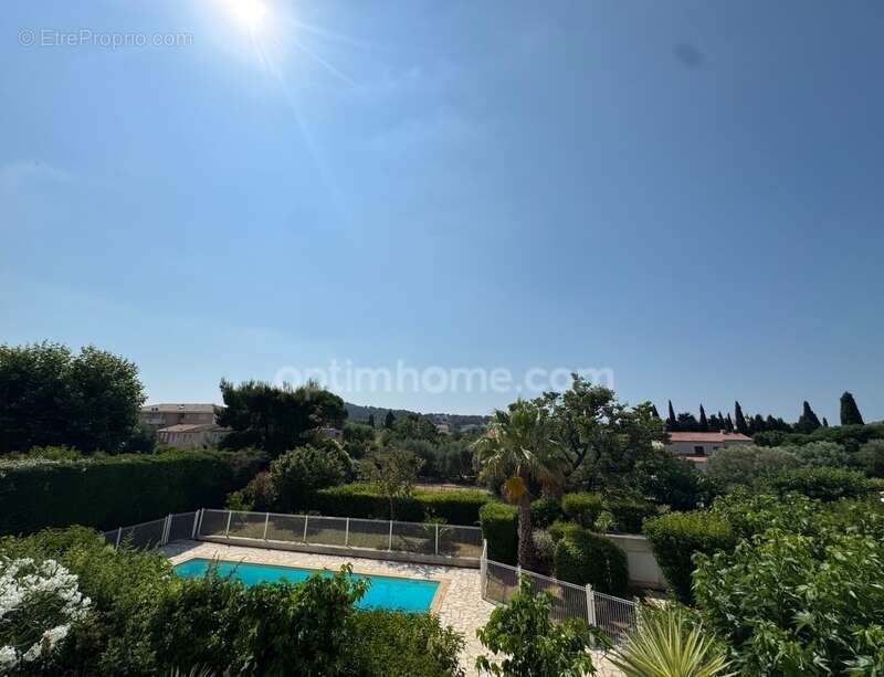 Appartement à SANARY-SUR-MER