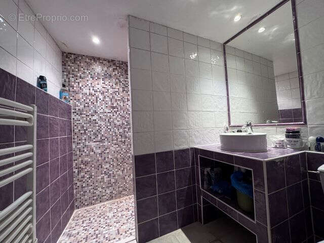 Maison à PEYROLLES-EN-PROVENCE