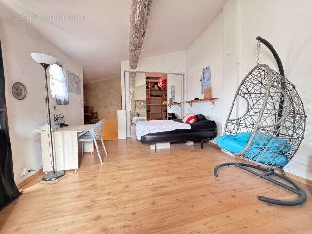 Maison à PEYROLLES-EN-PROVENCE