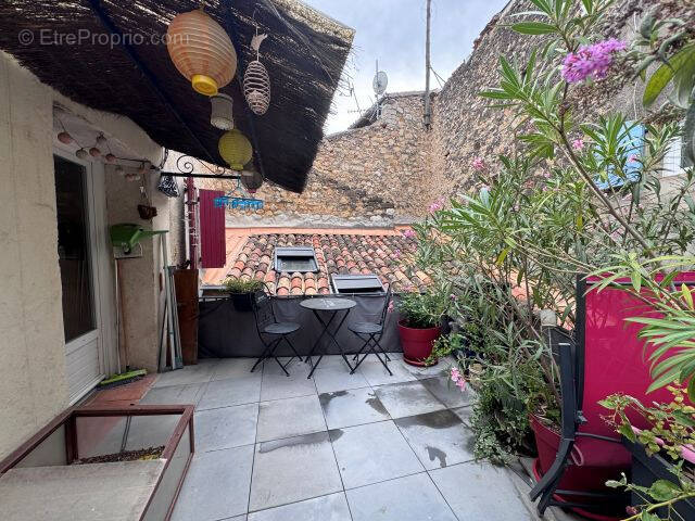 Maison à PEYROLLES-EN-PROVENCE