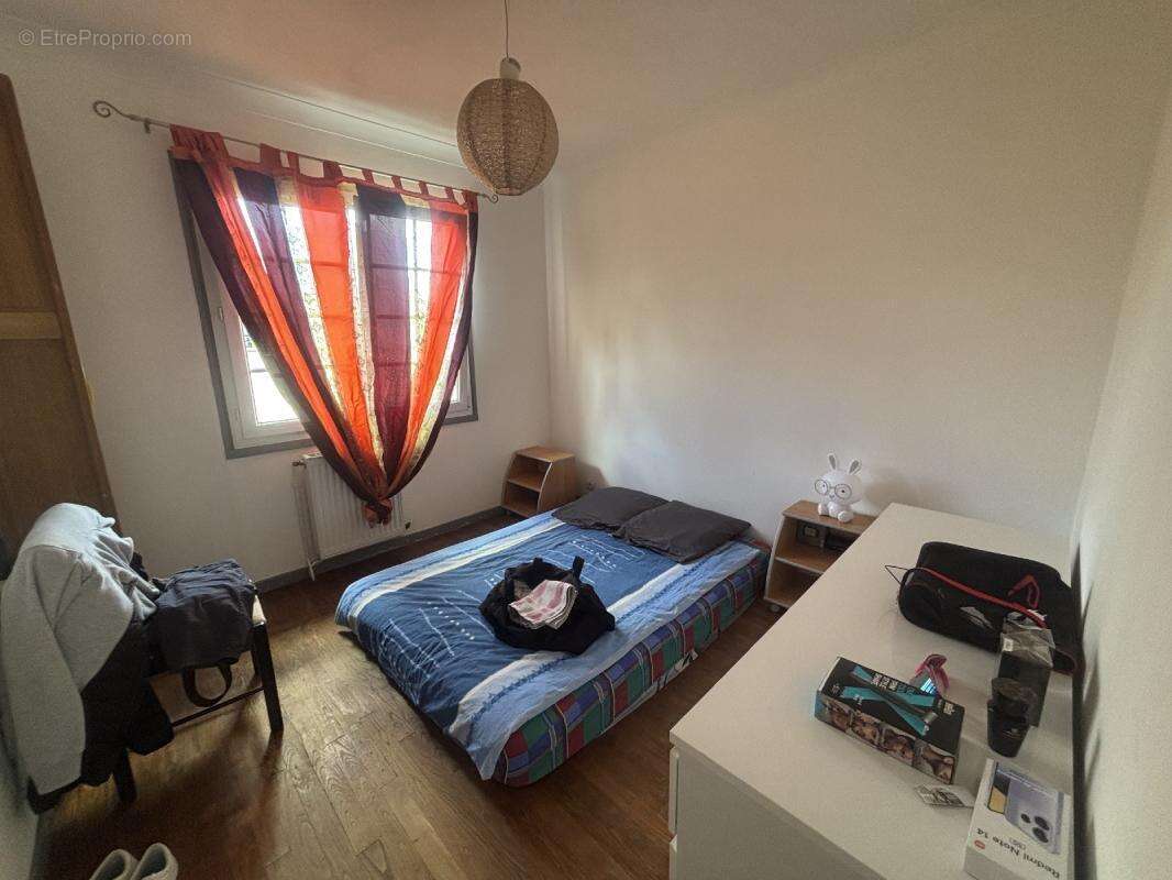 Maison à ALMENECHES