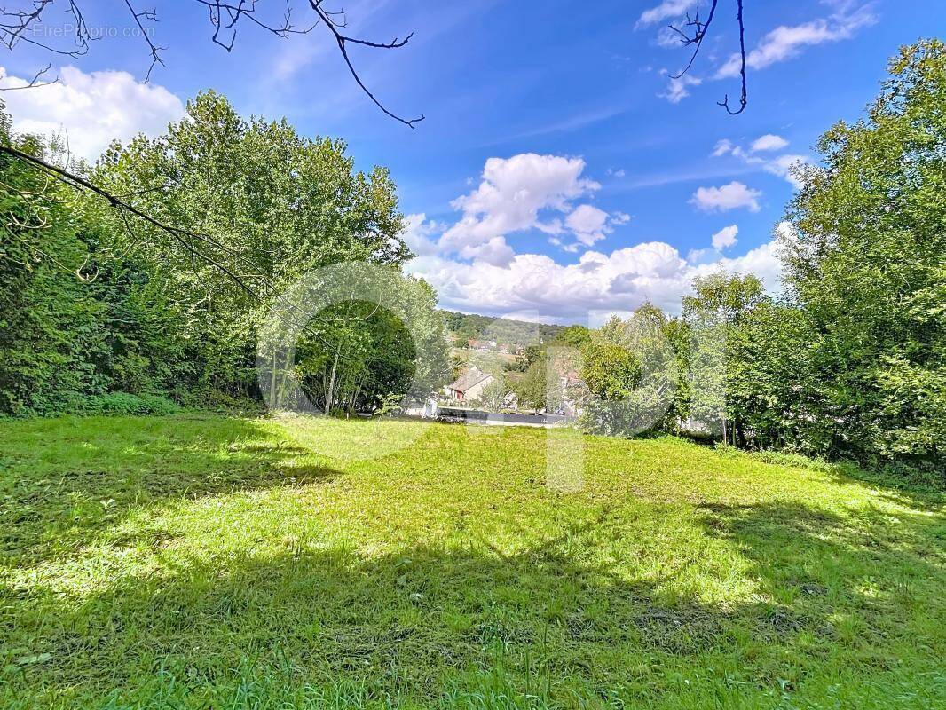 Terrain à BAILLEVAL