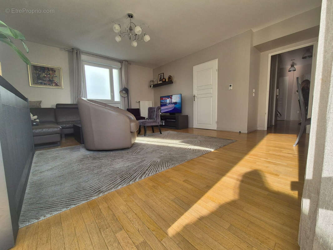 Appartement à BAGNEUX