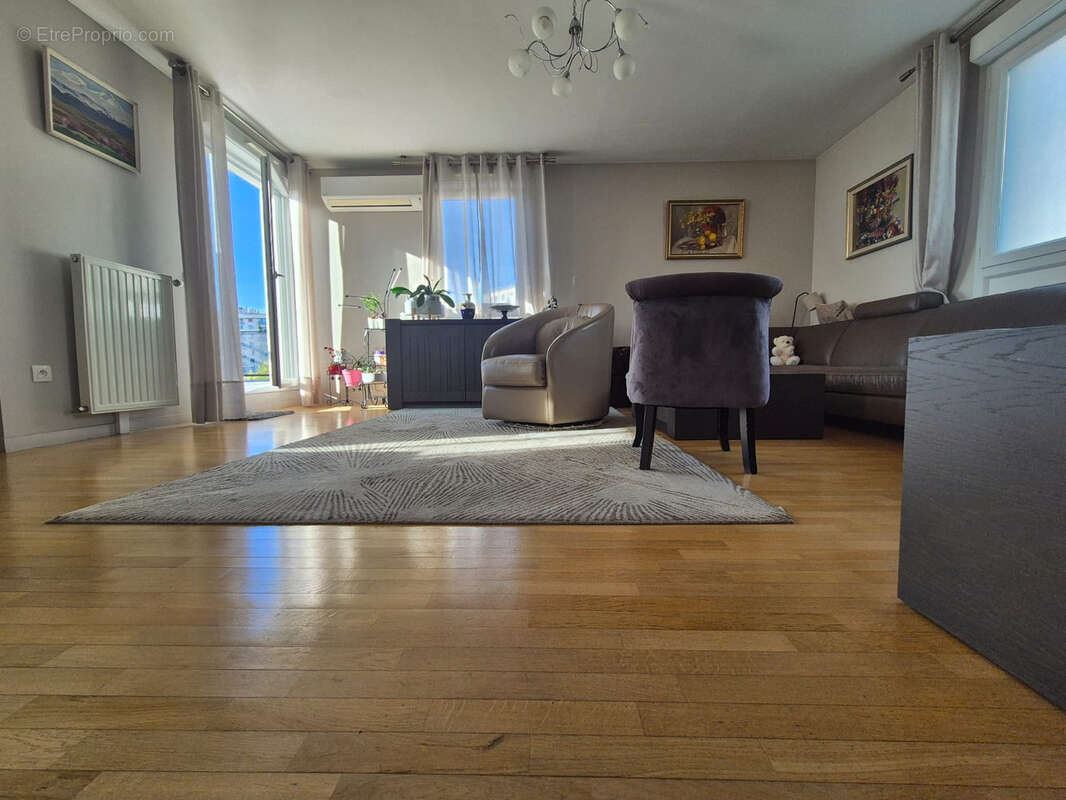 Appartement à BAGNEUX