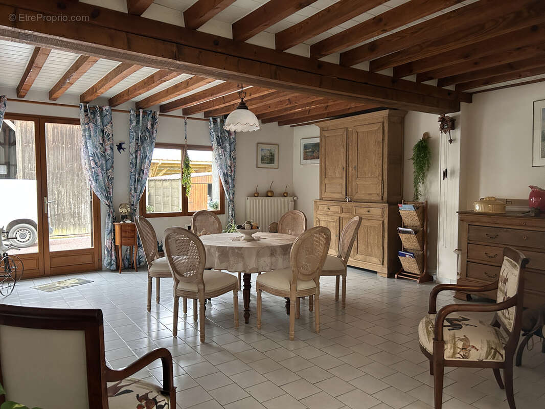 Maison à LE MELE-SUR-SARTHE