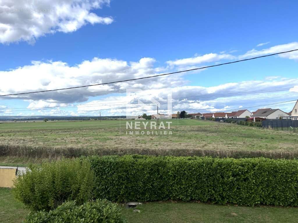 Maison à FARGES-LES-CHALON