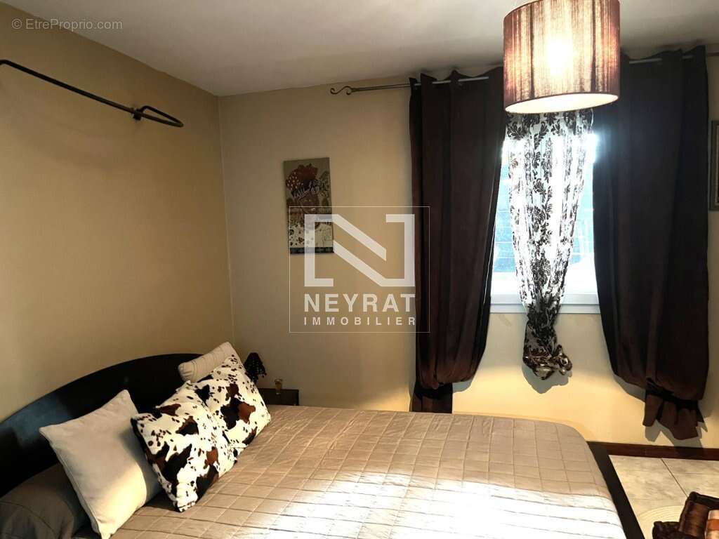 Maison à FARGES-LES-CHALON