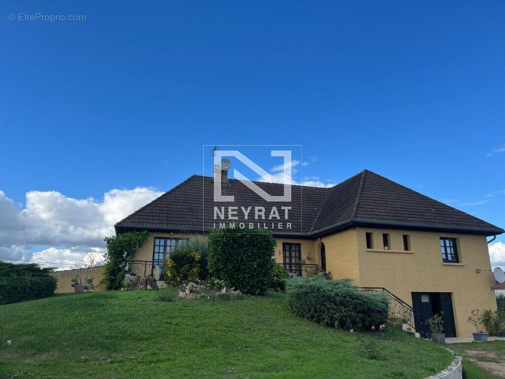 Maison à FARGES-LES-CHALON