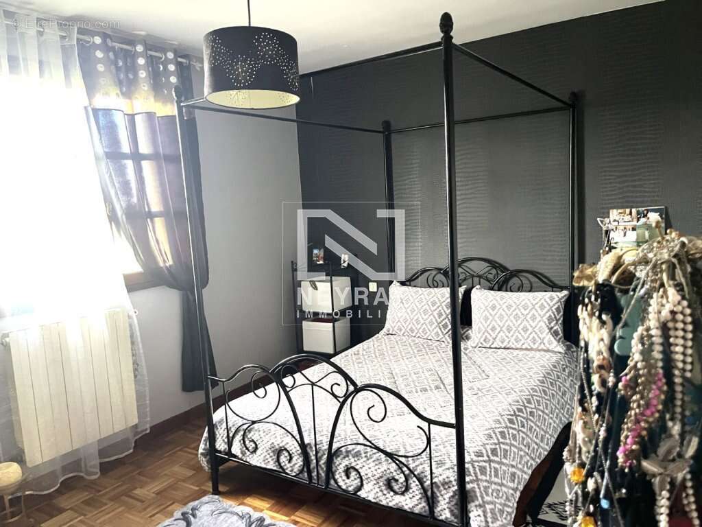 Maison à FARGES-LES-CHALON