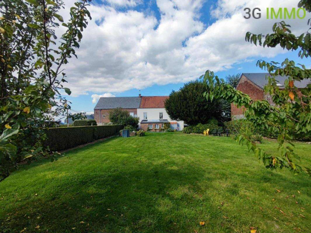 Maison à SOLRE-LE-CHATEAU