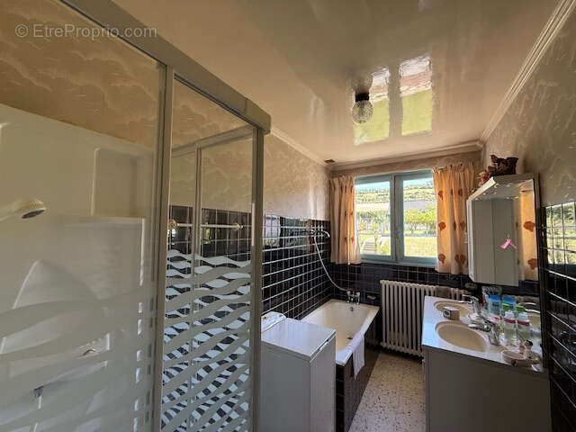 Maison à SAINT-NICOLAS-D&#039;ALIERMONT