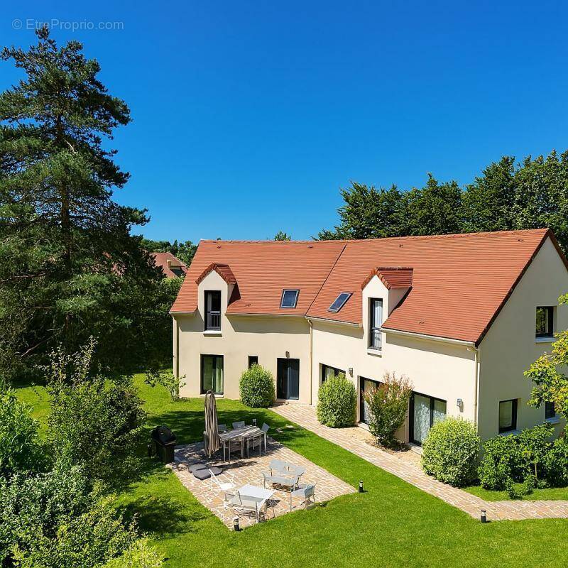 Maison à CHAMBOURCY