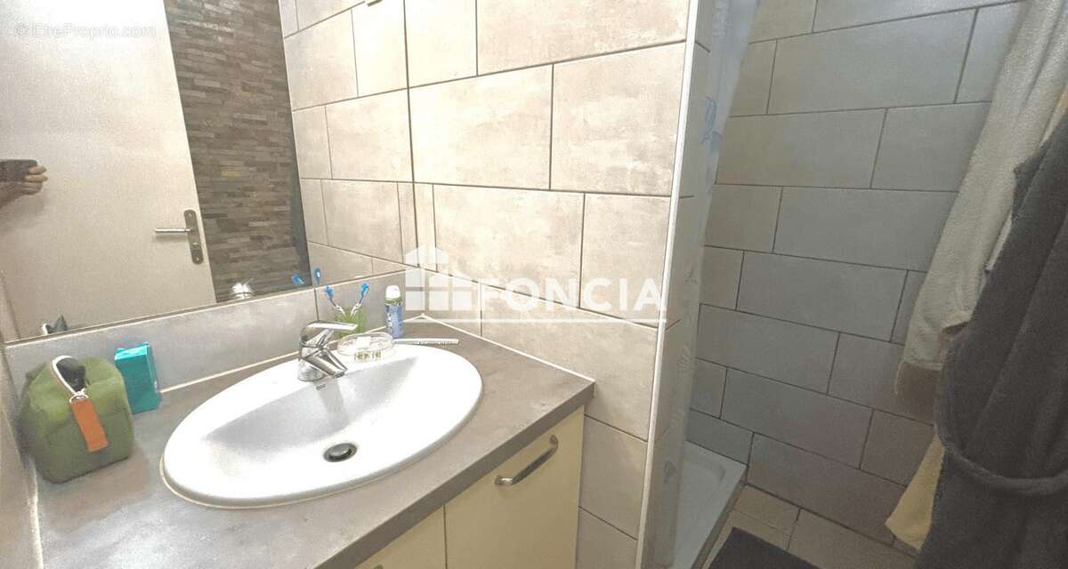 Appartement à SIX-FOURS-LES-PLAGES