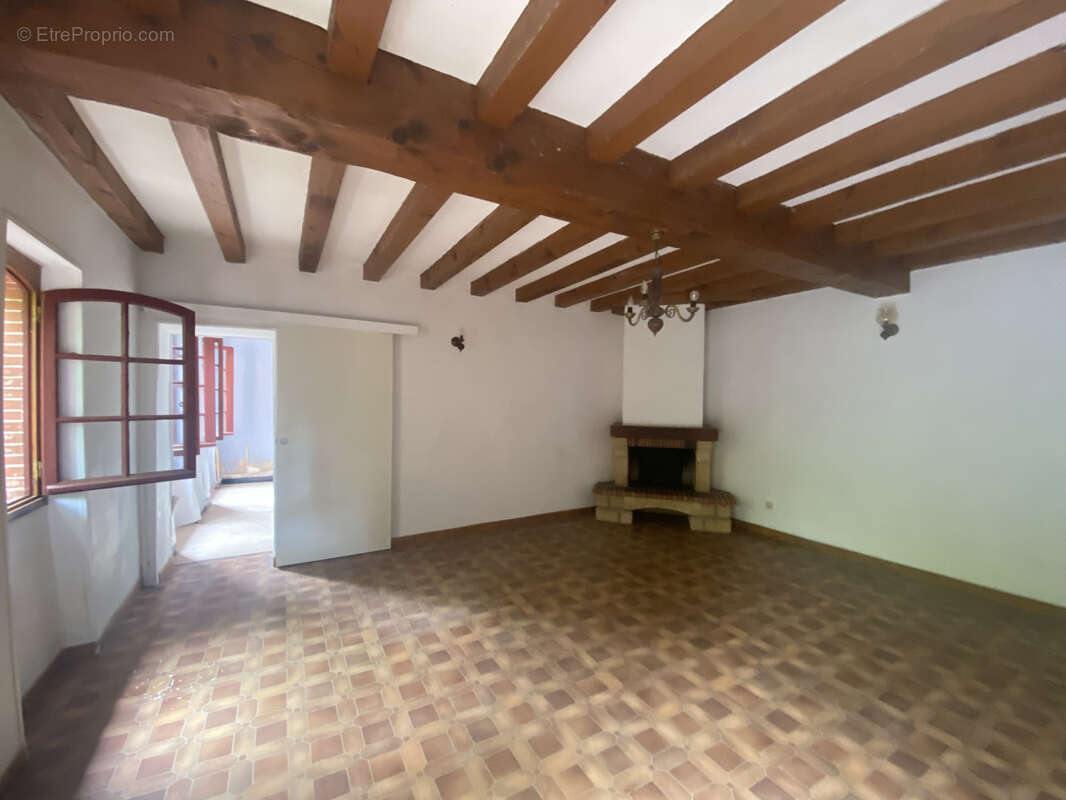 Maison à LAPEYROUSE-FOSSAT