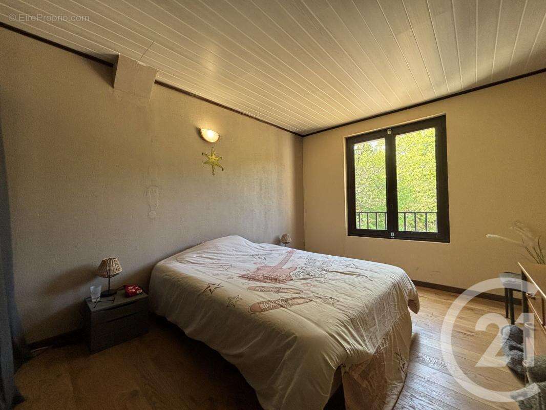 Maison à AIXE-SUR-VIENNE