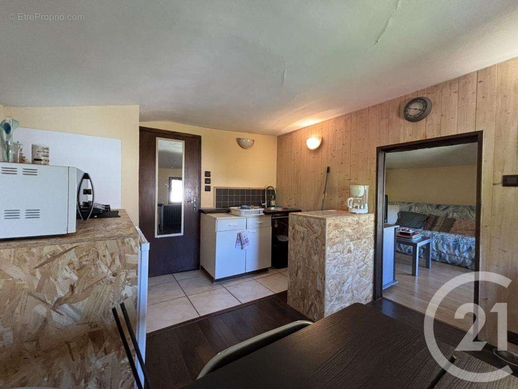 Maison à AIXE-SUR-VIENNE