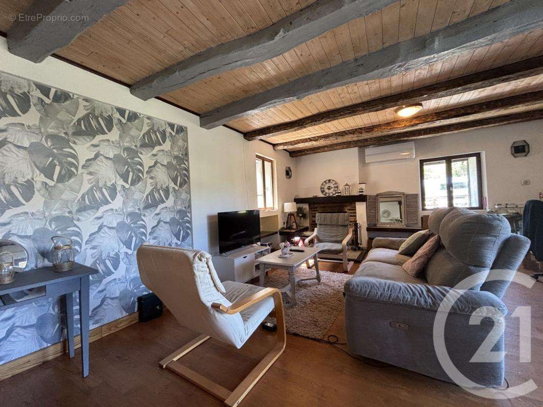 Maison à AIXE-SUR-VIENNE