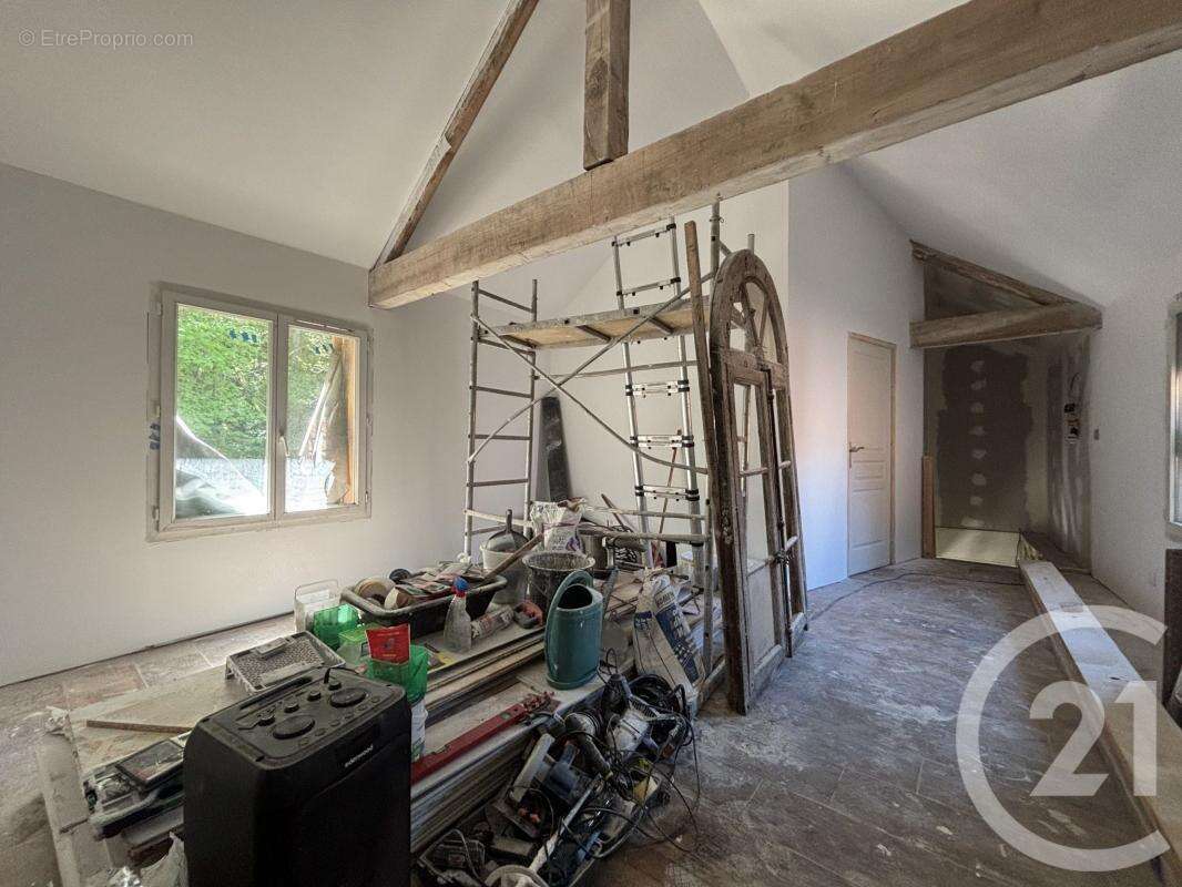 Maison à AIXE-SUR-VIENNE