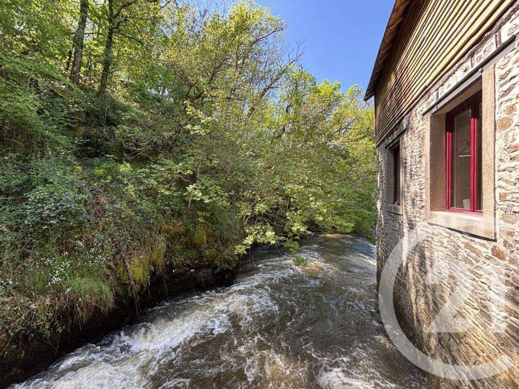 Maison à AIXE-SUR-VIENNE