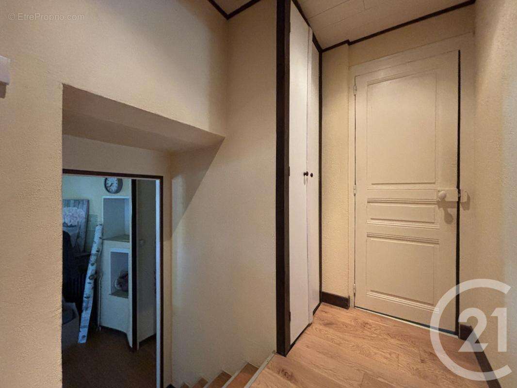 Maison à AIXE-SUR-VIENNE