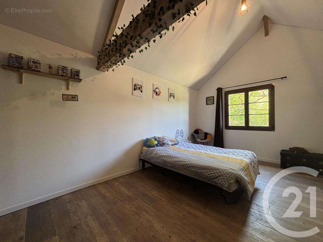 Maison à AIXE-SUR-VIENNE