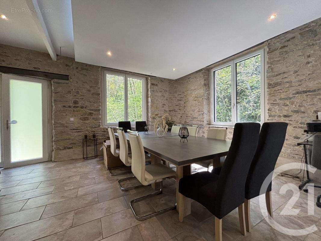 Maison à AIXE-SUR-VIENNE