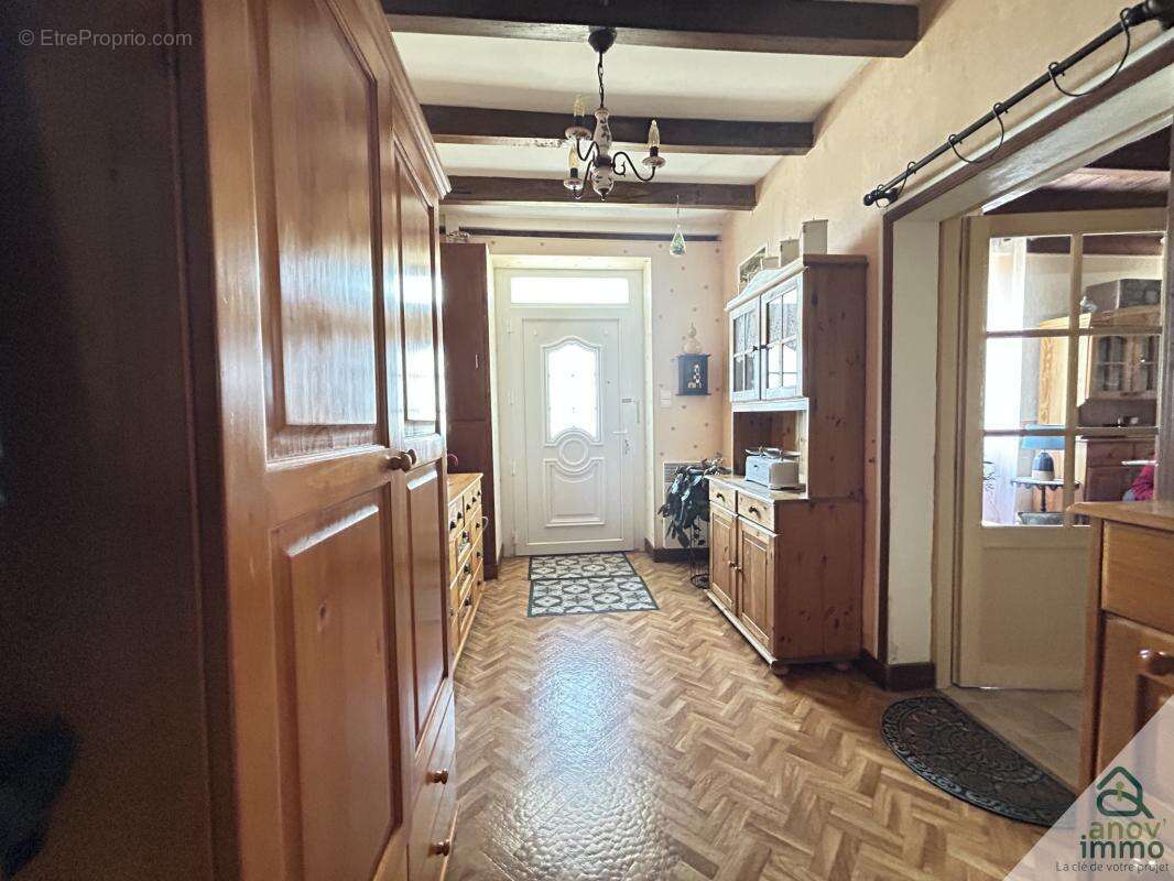 Appartement à SAINT-CYBARDEAUX