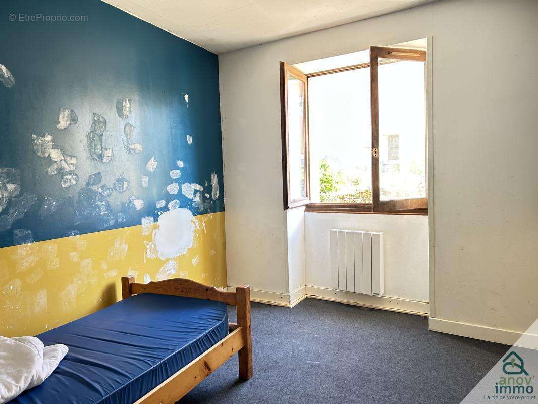 Appartement à SAINT-CYBARDEAUX