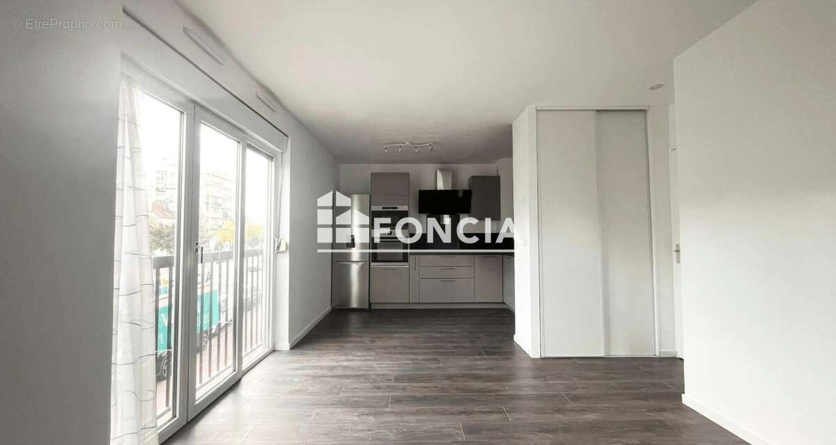 Appartement à BOURG-LA-REINE