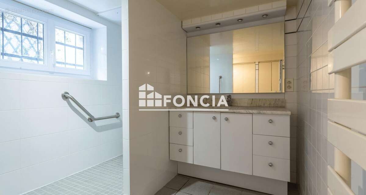 Maison à BOURG-LA-REINE