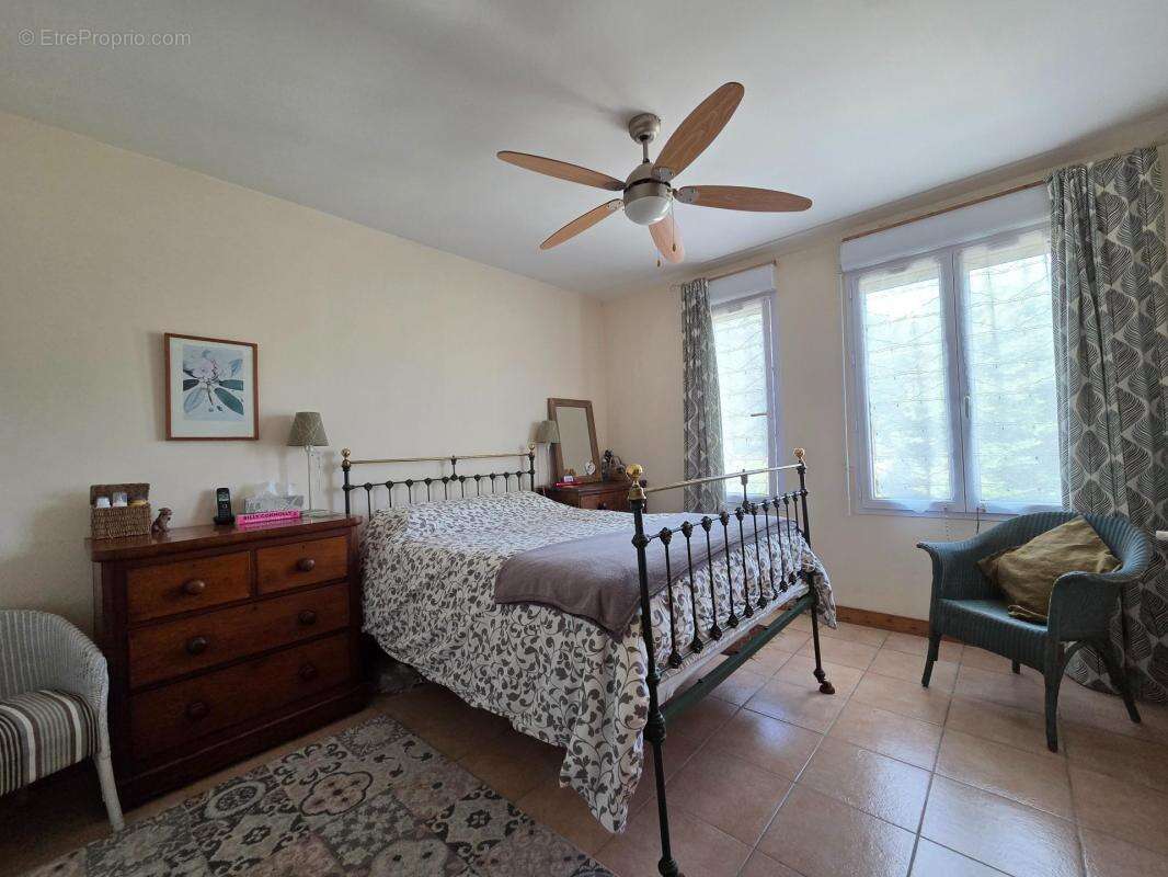 Maison à BERNAY-SAINT-MARTIN