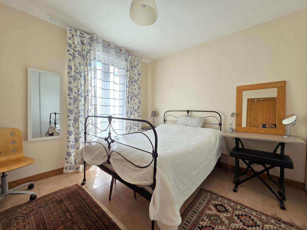 Maison à BERNAY-SAINT-MARTIN