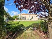 Maison à BERNAY-SAINT-MARTIN