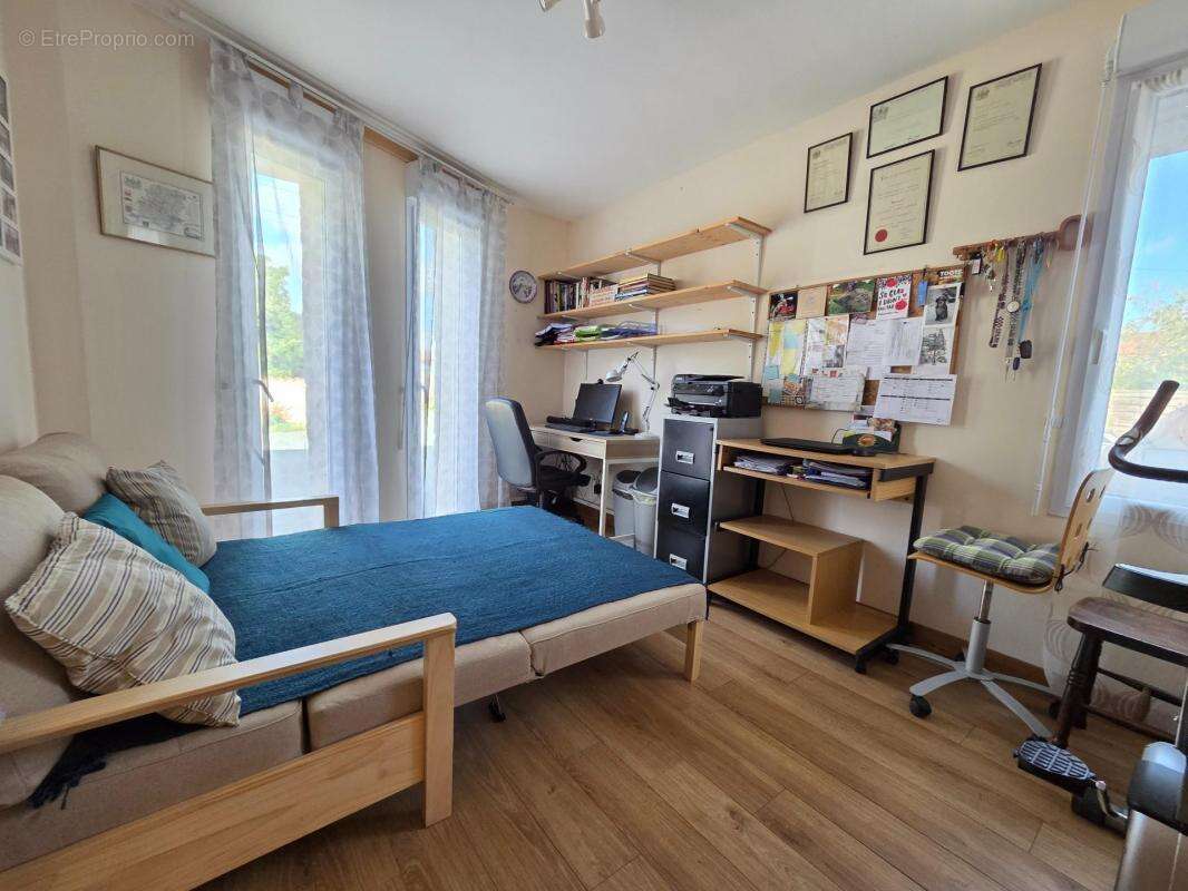 Maison à BERNAY-SAINT-MARTIN