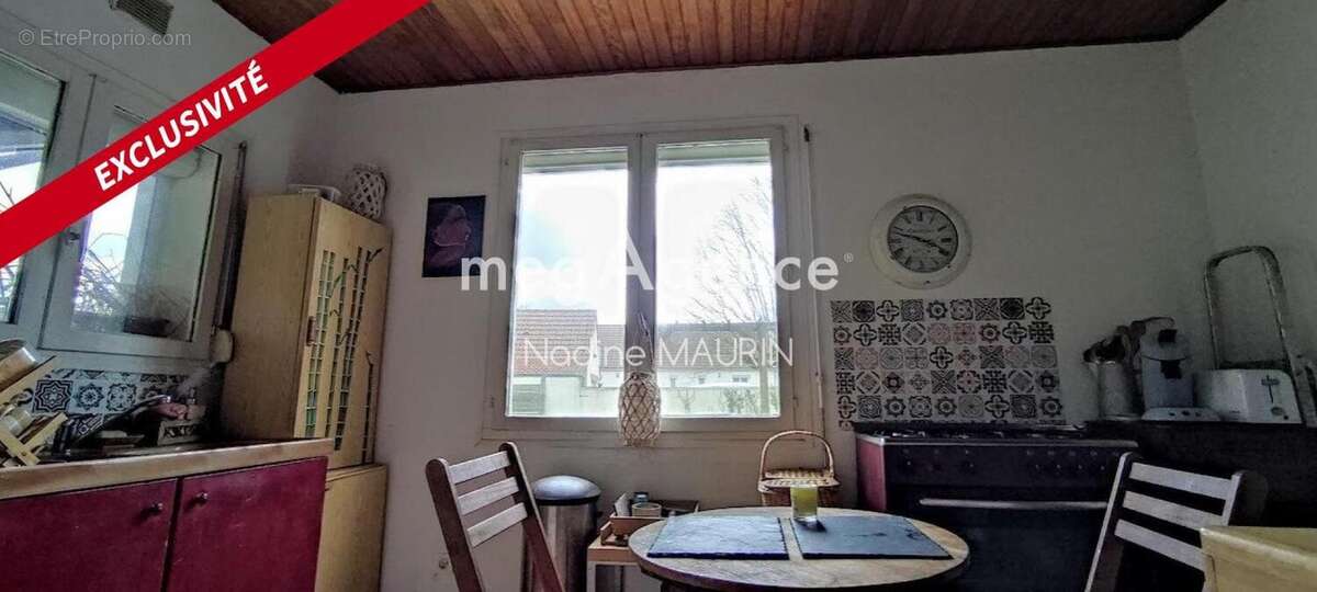 Maison à LASSAY-SUR-CROISNE