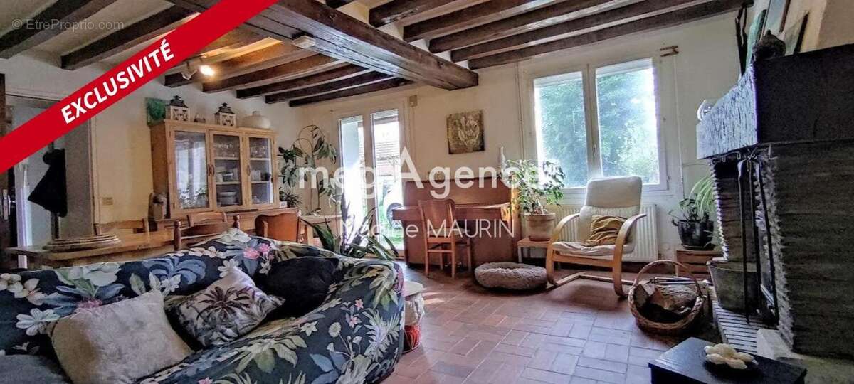 Maison à LASSAY-SUR-CROISNE