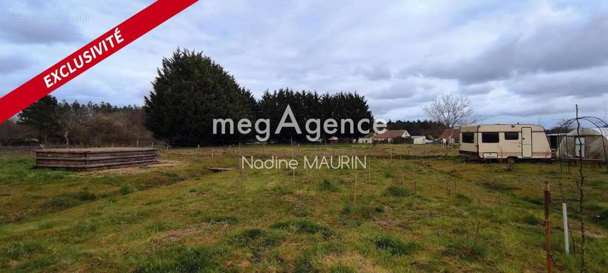 Maison à LASSAY-SUR-CROISNE