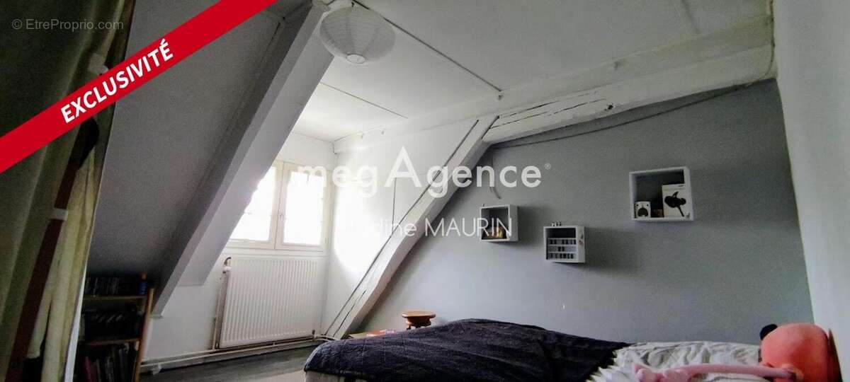 Maison à LASSAY-SUR-CROISNE