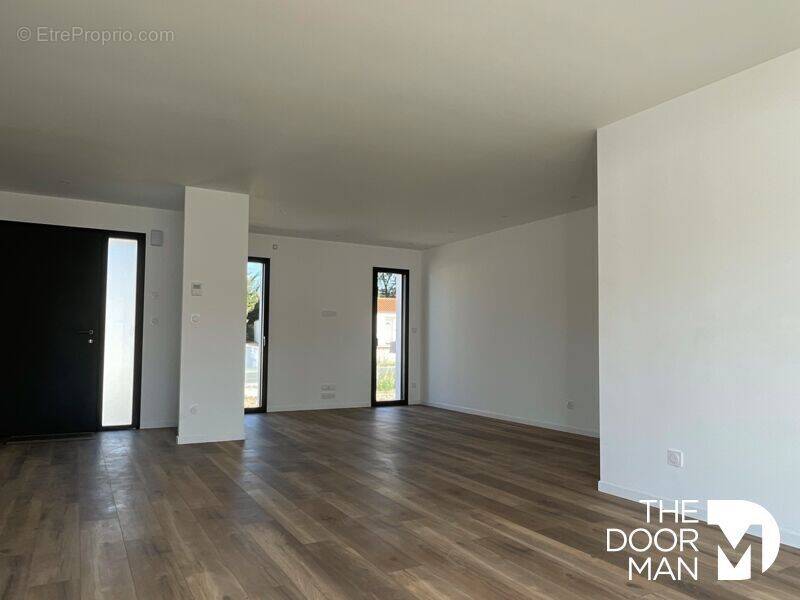 Maison à BOIS-DE-CENE