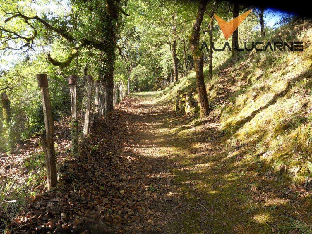 Maison à LE LARDIN-SAINT-LAZARE