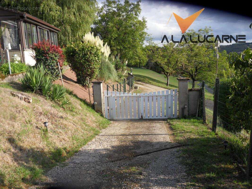 Maison à LE LARDIN-SAINT-LAZARE