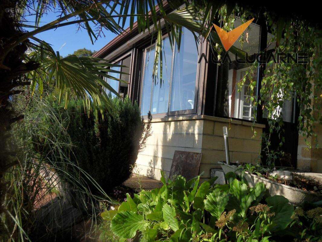 Maison à LE LARDIN-SAINT-LAZARE