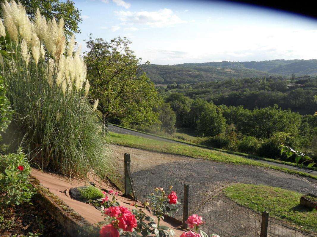 Maison à LE LARDIN-SAINT-LAZARE