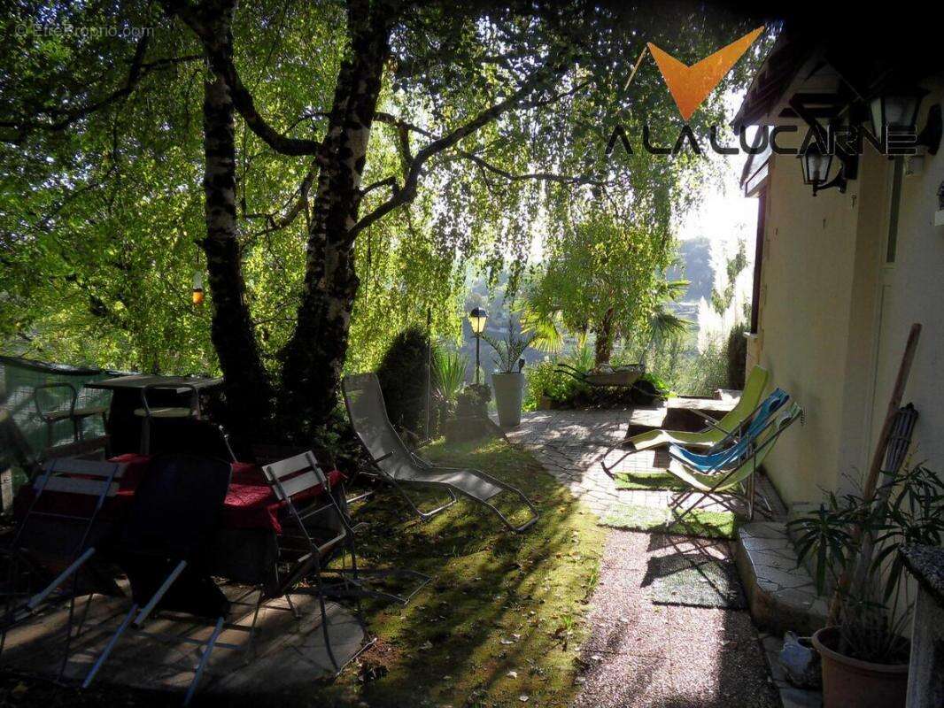 Maison à LE LARDIN-SAINT-LAZARE