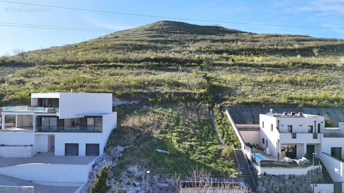 Terrain à CLERMONT-FERRAND