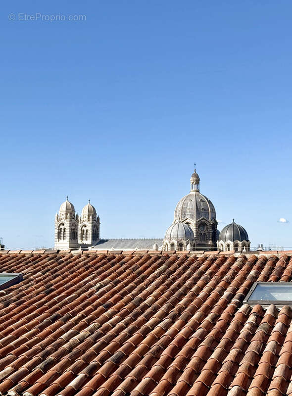 Appartement à MARSEILLE-2E