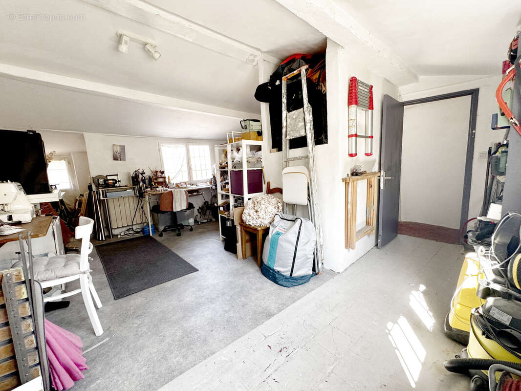 Appartement à MARSEILLE-2E