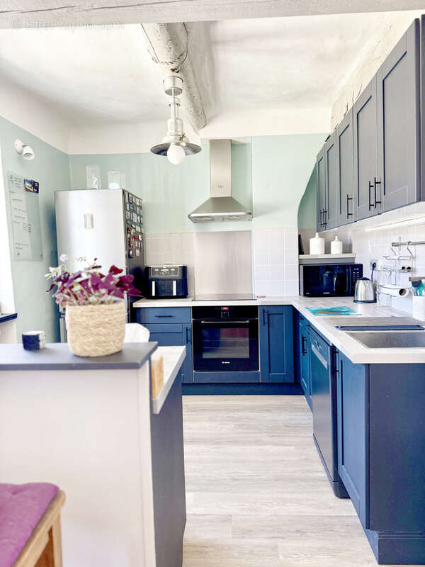 Appartement à MARSEILLE-2E