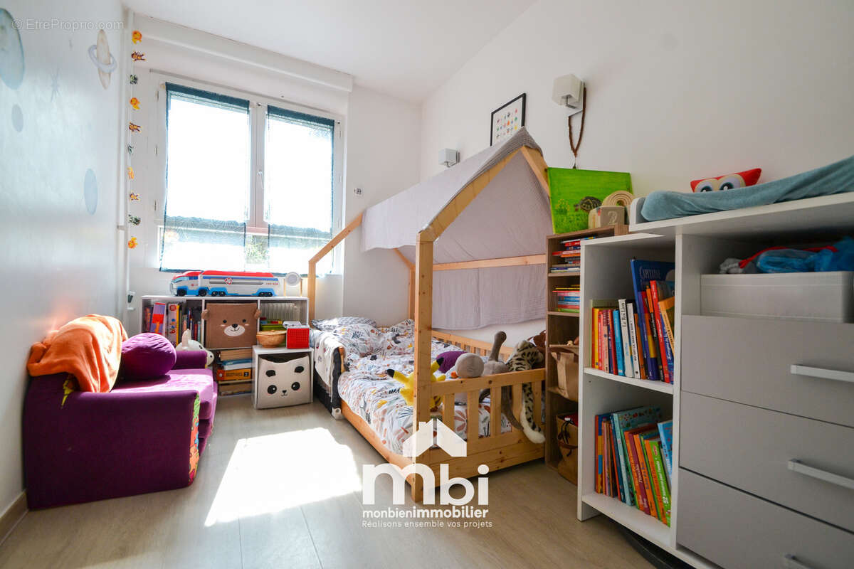 Appartement à SURVILLIERS