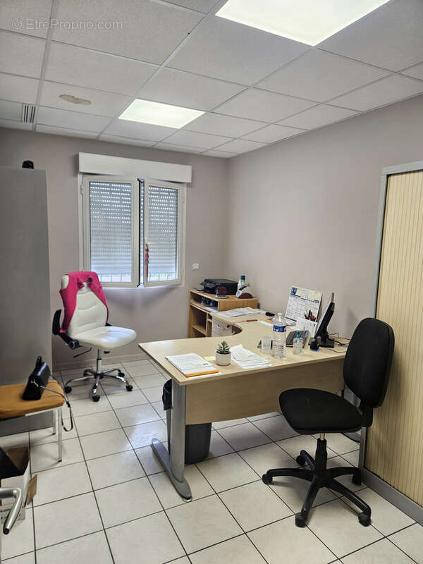 Commerce à MEJANNES-LES-ALES